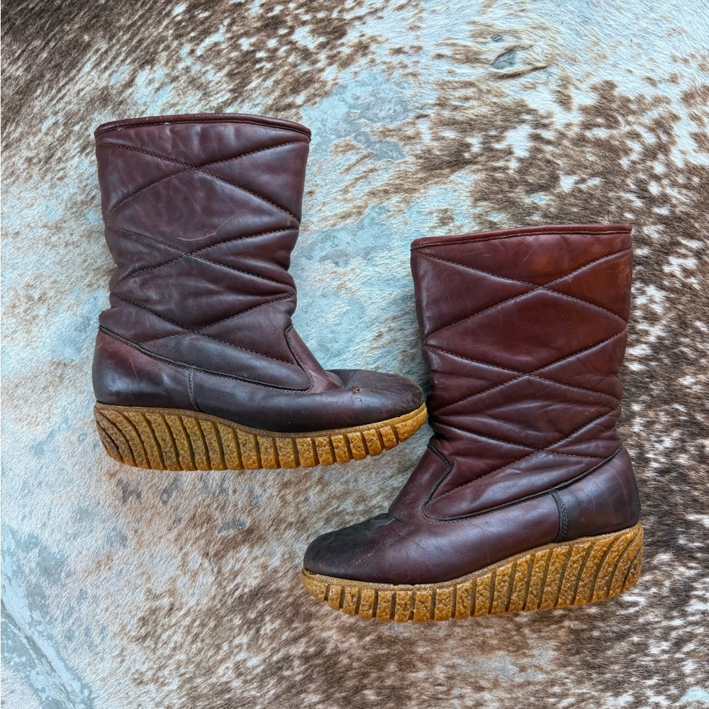Vintage 70s Leather Sherpa Banff Boots Canada Womens US Size 8